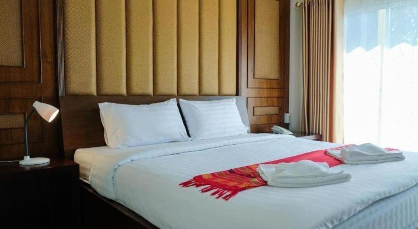 Bees Smile Hotel Chiang Rai Exterior foto